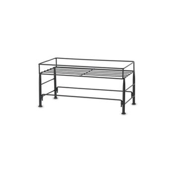 Toby’s Raised Feeder Table